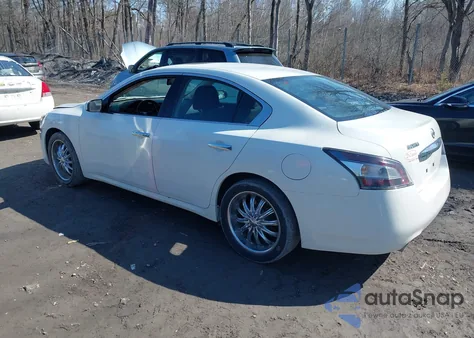 2014 Nissan Maxima 3.5 S z USA, uszkodzony, nr VIN 1N4AA5AP4EC440390